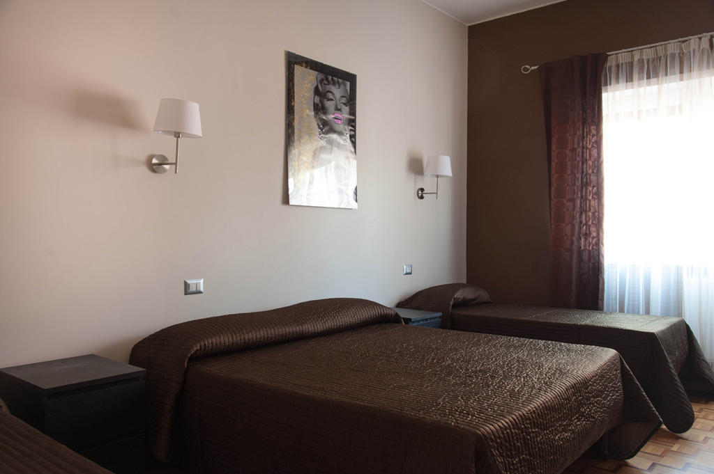 Parco Delle Valli Rom Zimmer foto